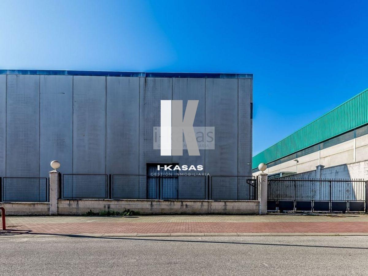 For sale of warehouse in Jerez de la Frontera