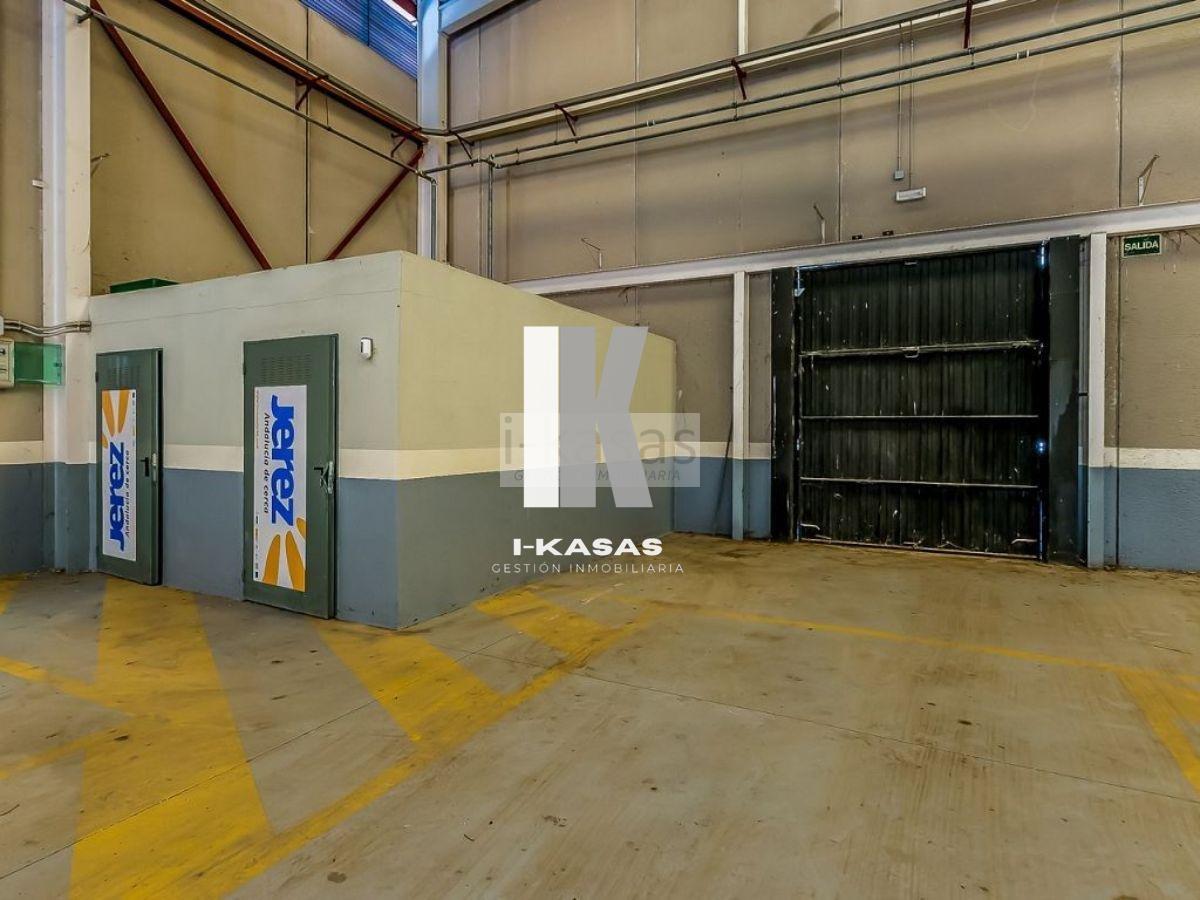 For sale of warehouse in Jerez de la Frontera