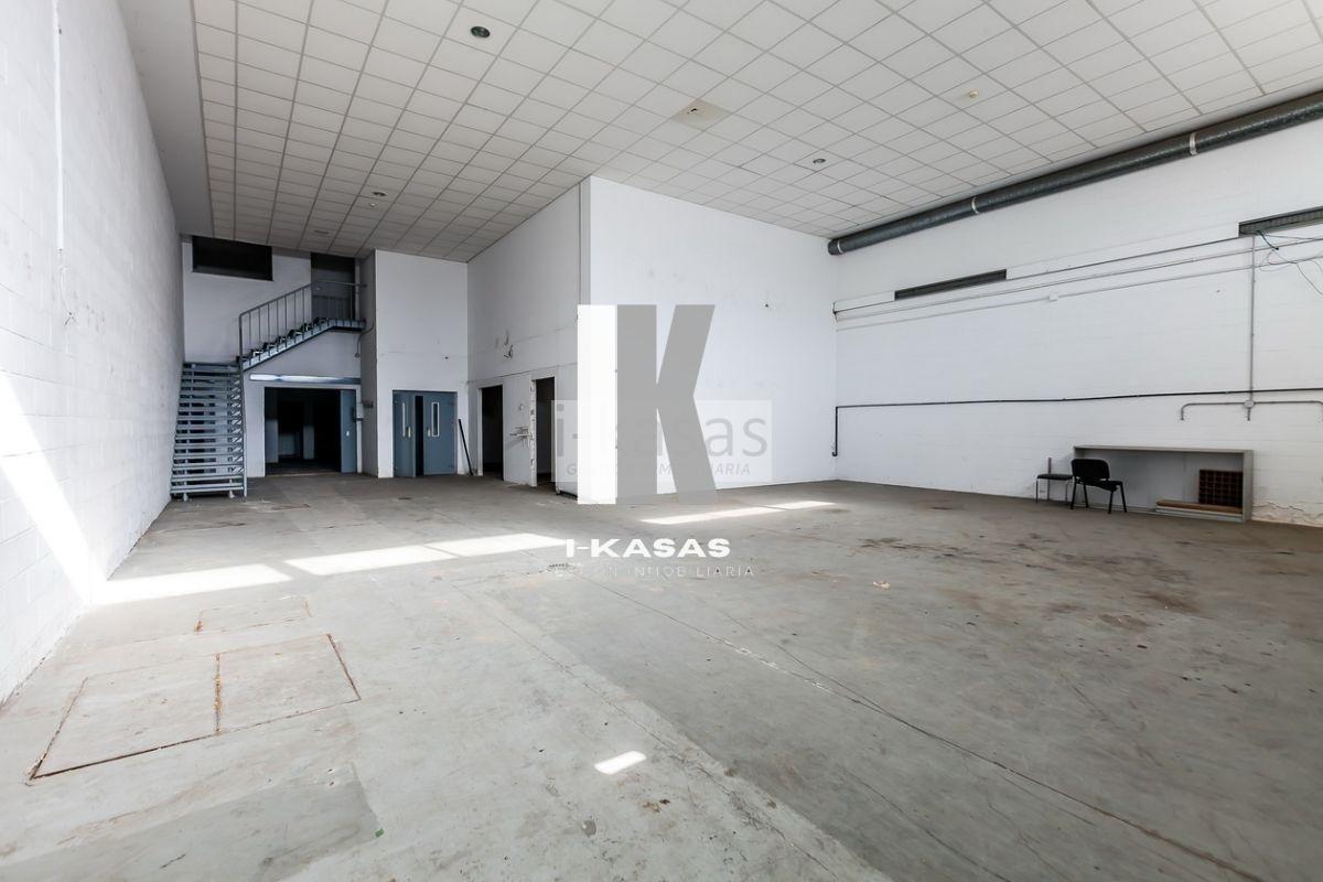 For sale of warehouse in Jerez de la Frontera