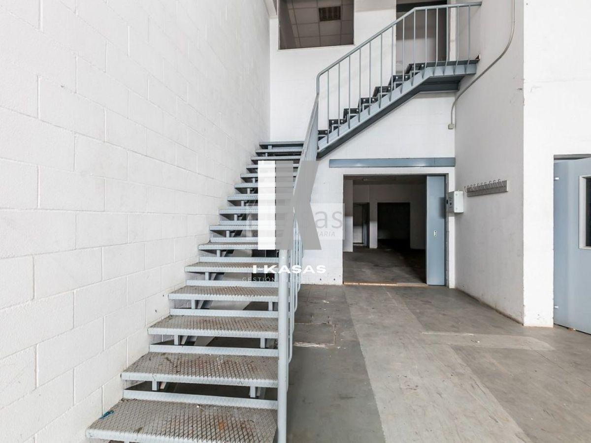 For sale of warehouse in Jerez de la Frontera