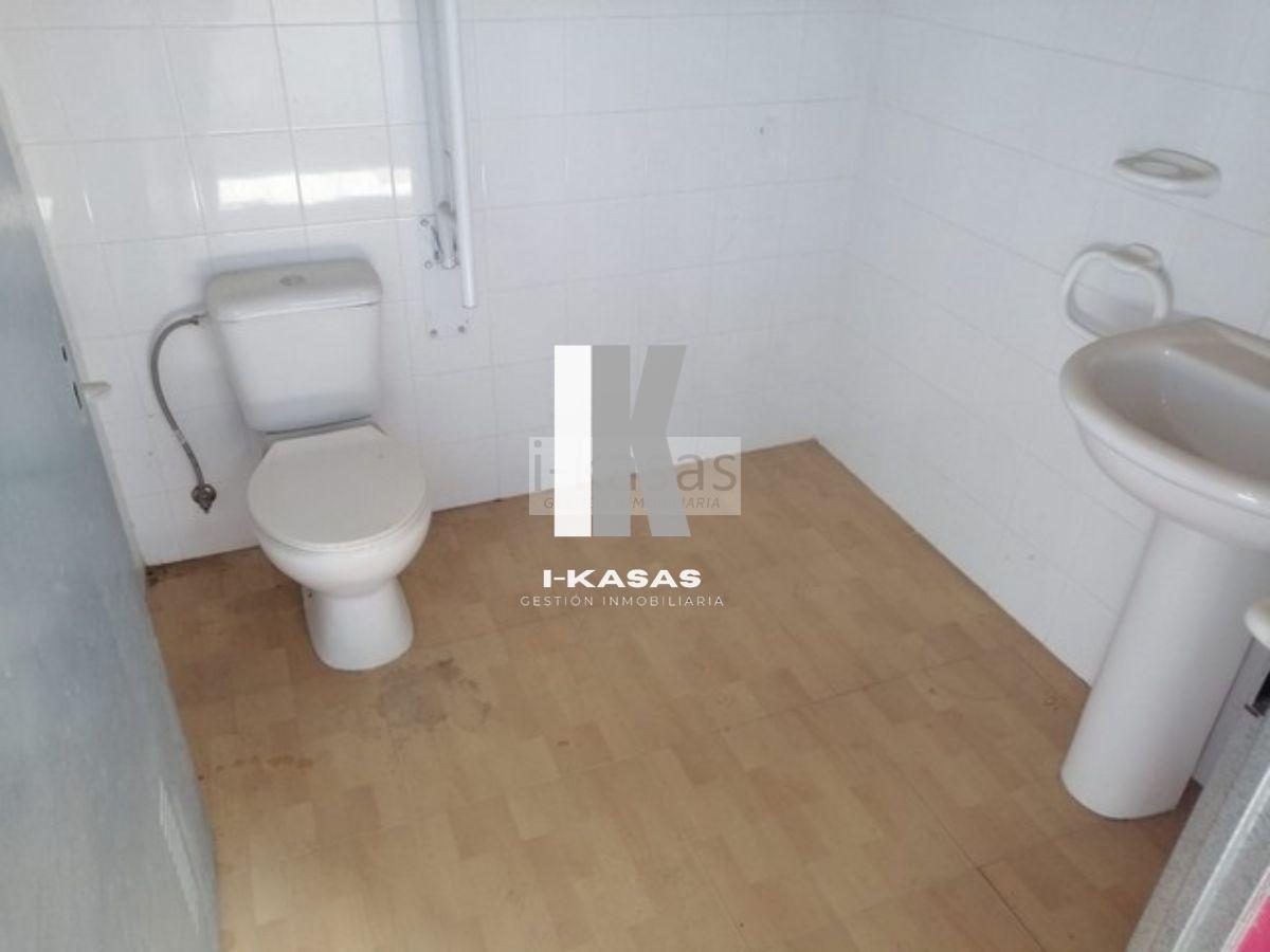 For sale of warehouse in Jerez de la Frontera