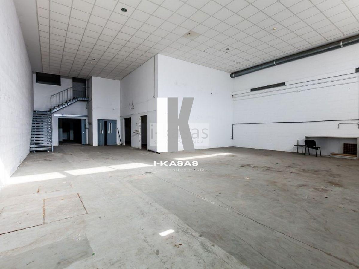 For sale of warehouse in Jerez de la Frontera