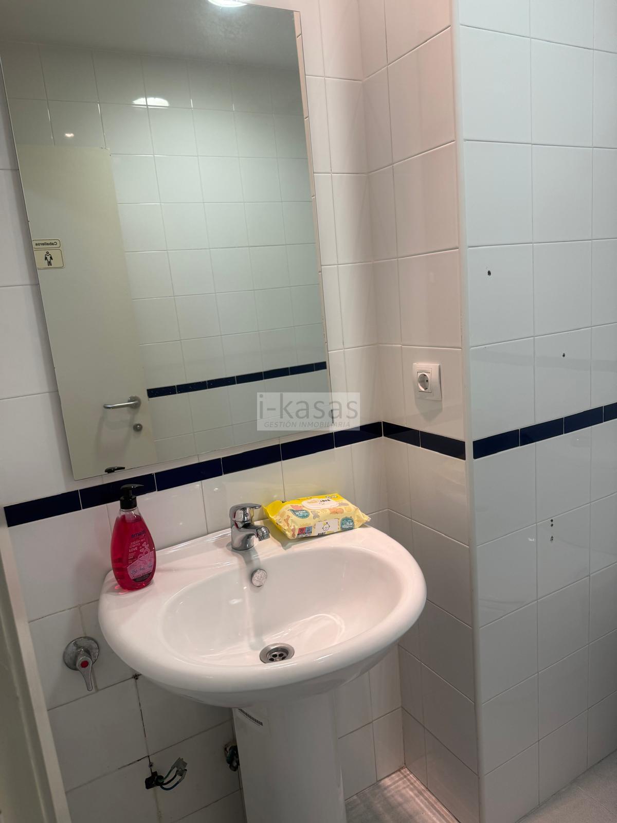 For rent of commercial in Jerez de la Frontera