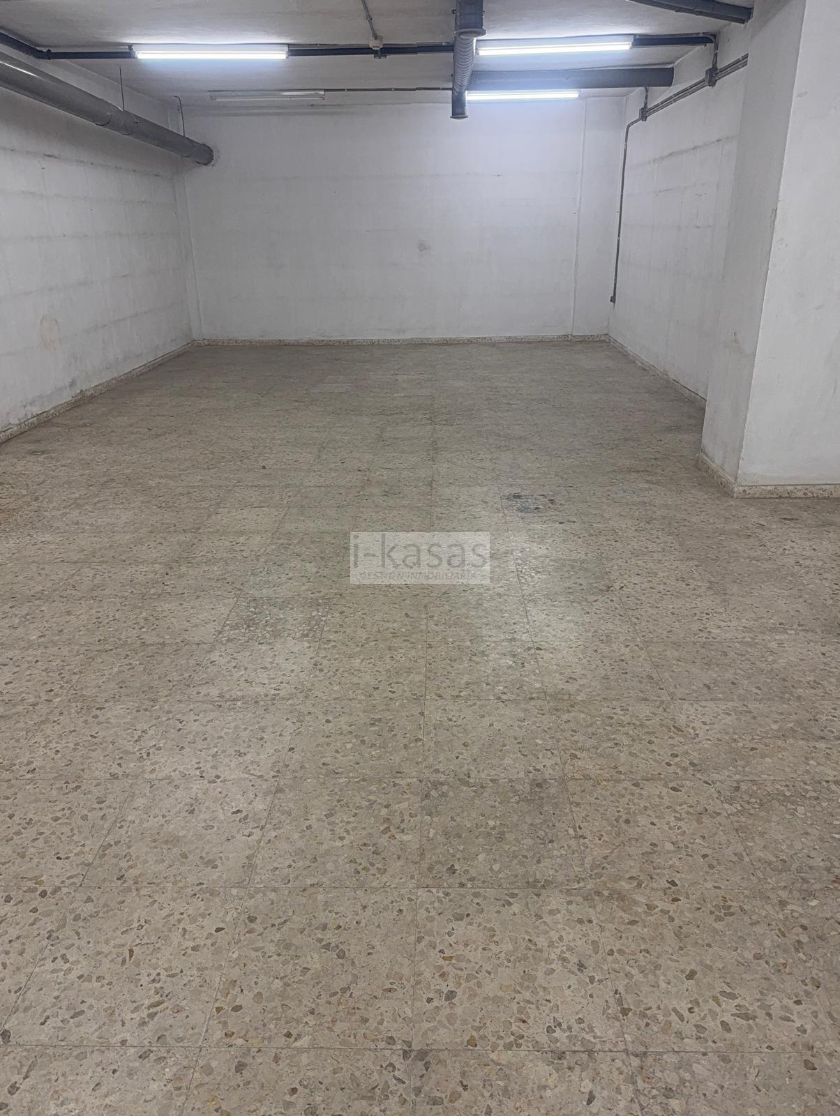 For rent of commercial in Jerez de la Frontera