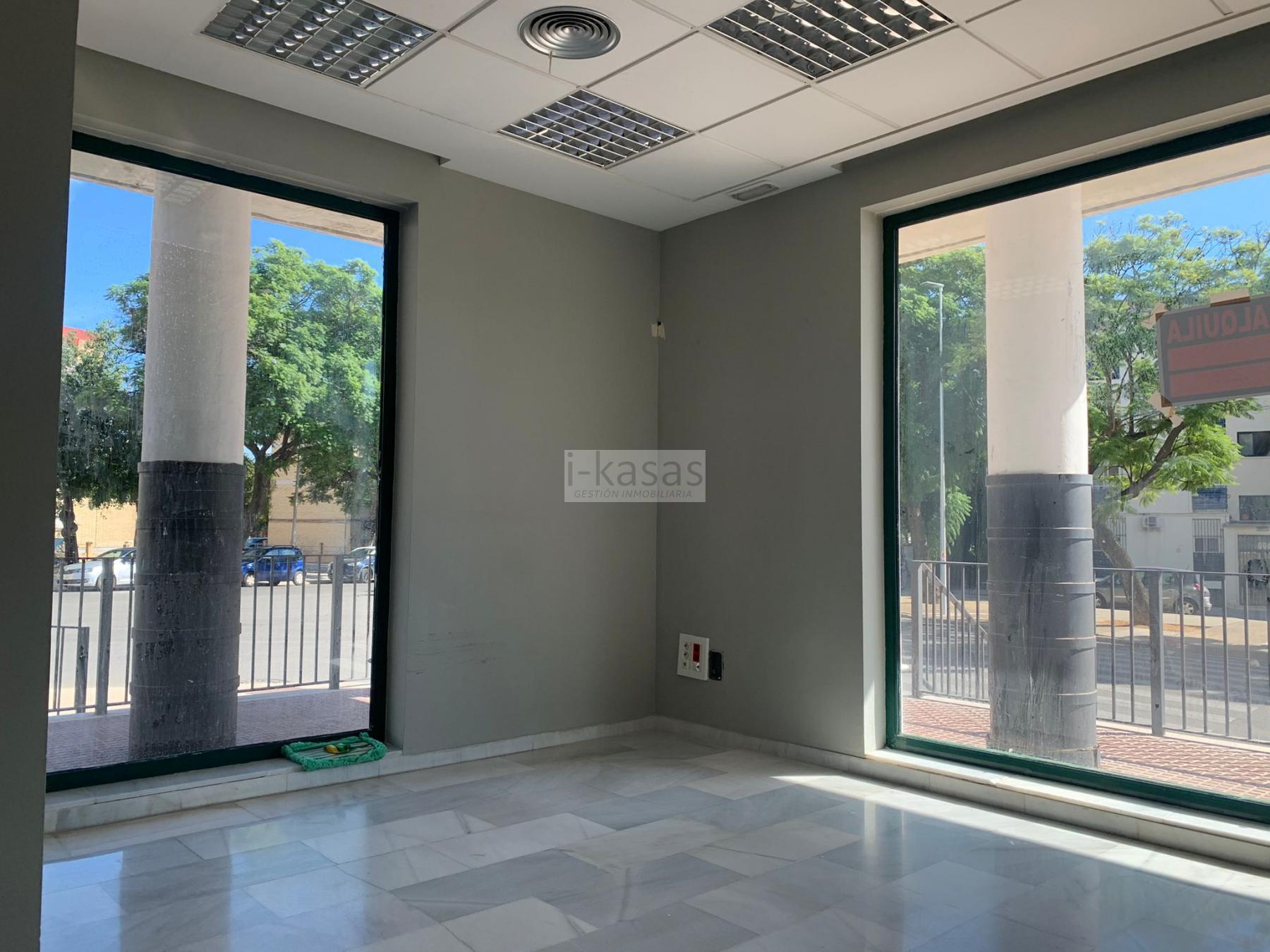 For rent of commercial in Jerez de la Frontera