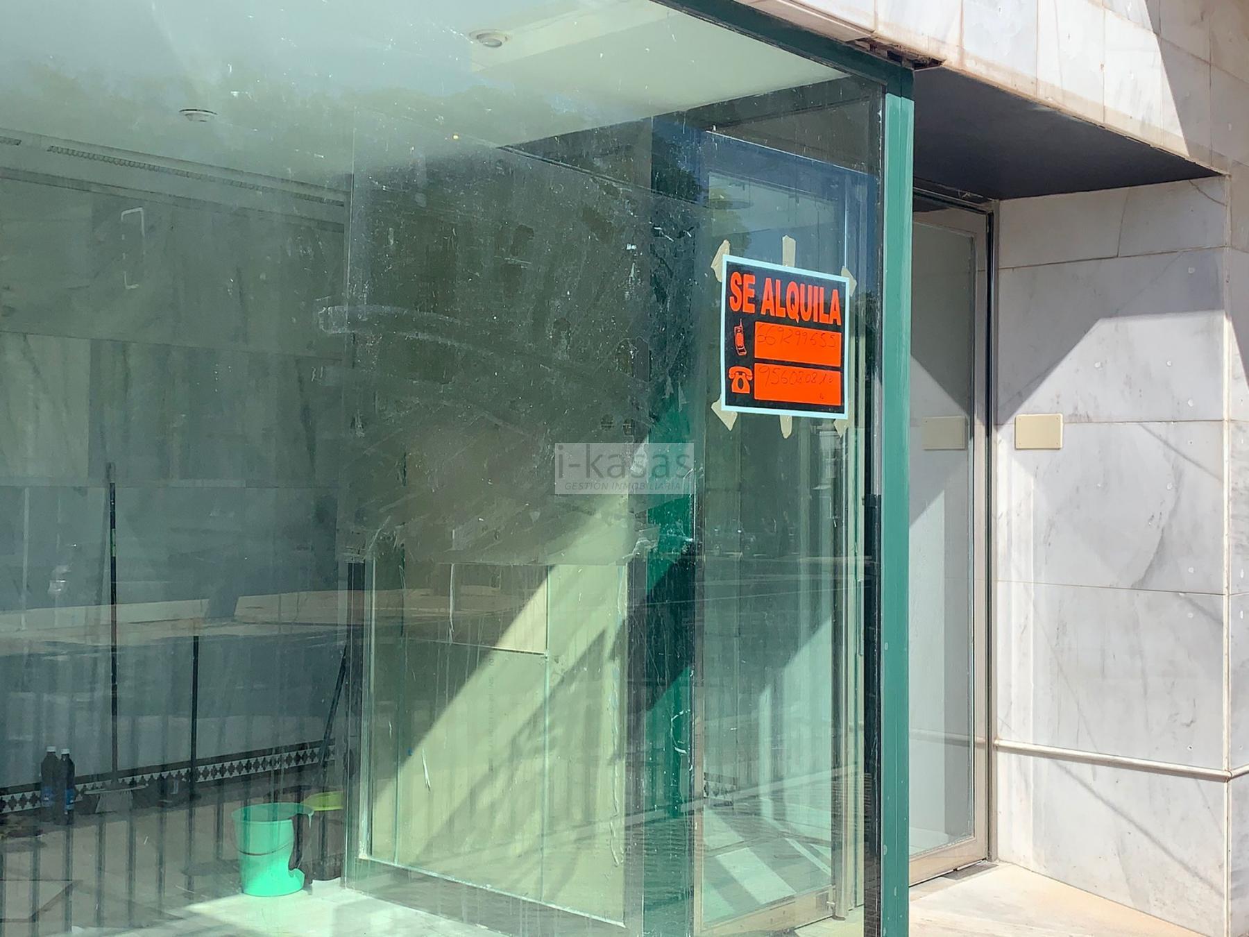 For rent of commercial in Jerez de la Frontera