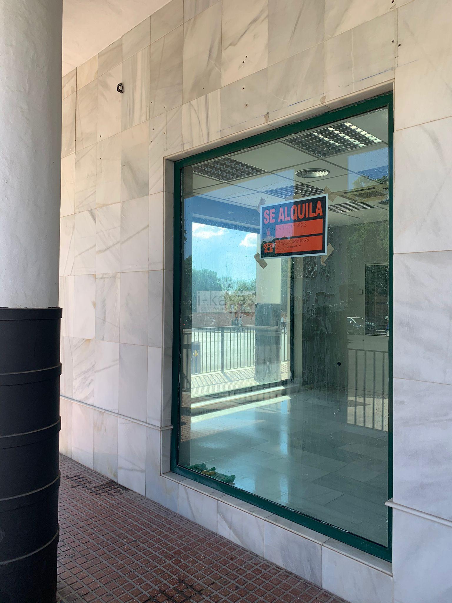 For rent of commercial in Jerez de la Frontera