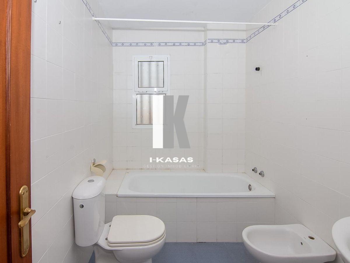 For sale of house in Jerez de la Frontera