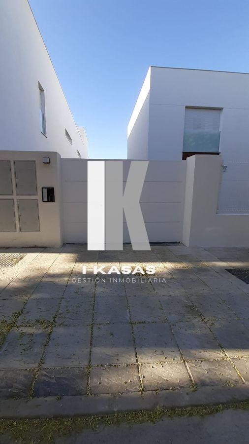 For sale of penthouse in Jerez de la Frontera