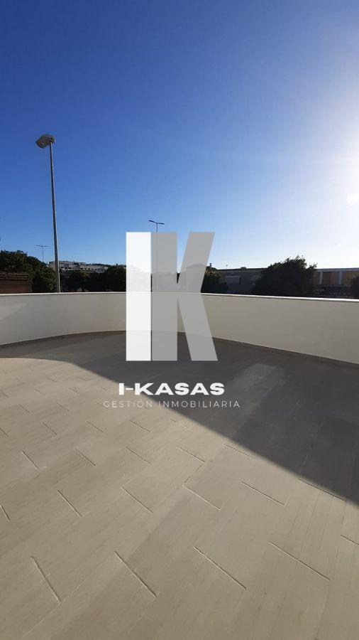 For sale of penthouse in Jerez de la Frontera