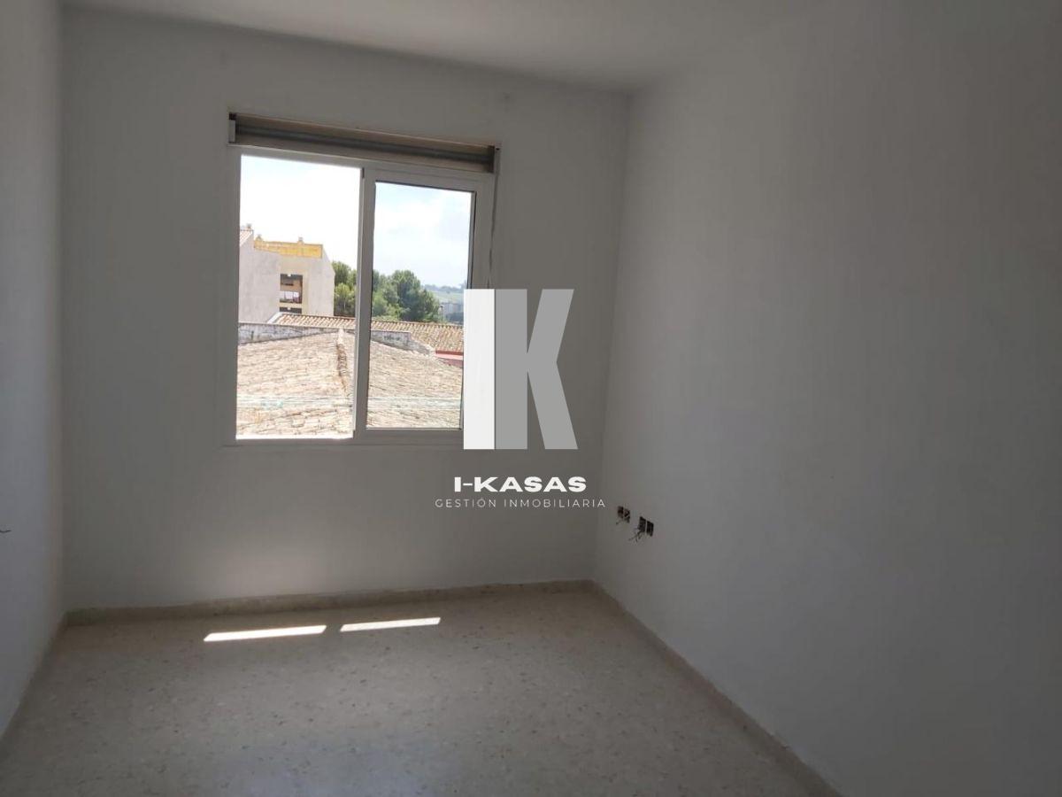 For sale of flat in Jerez de la Frontera