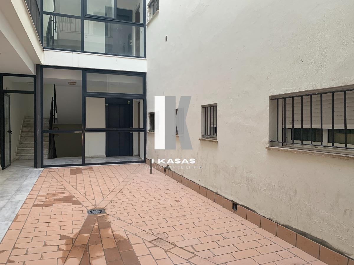 For sale of flat in Jerez de la Frontera