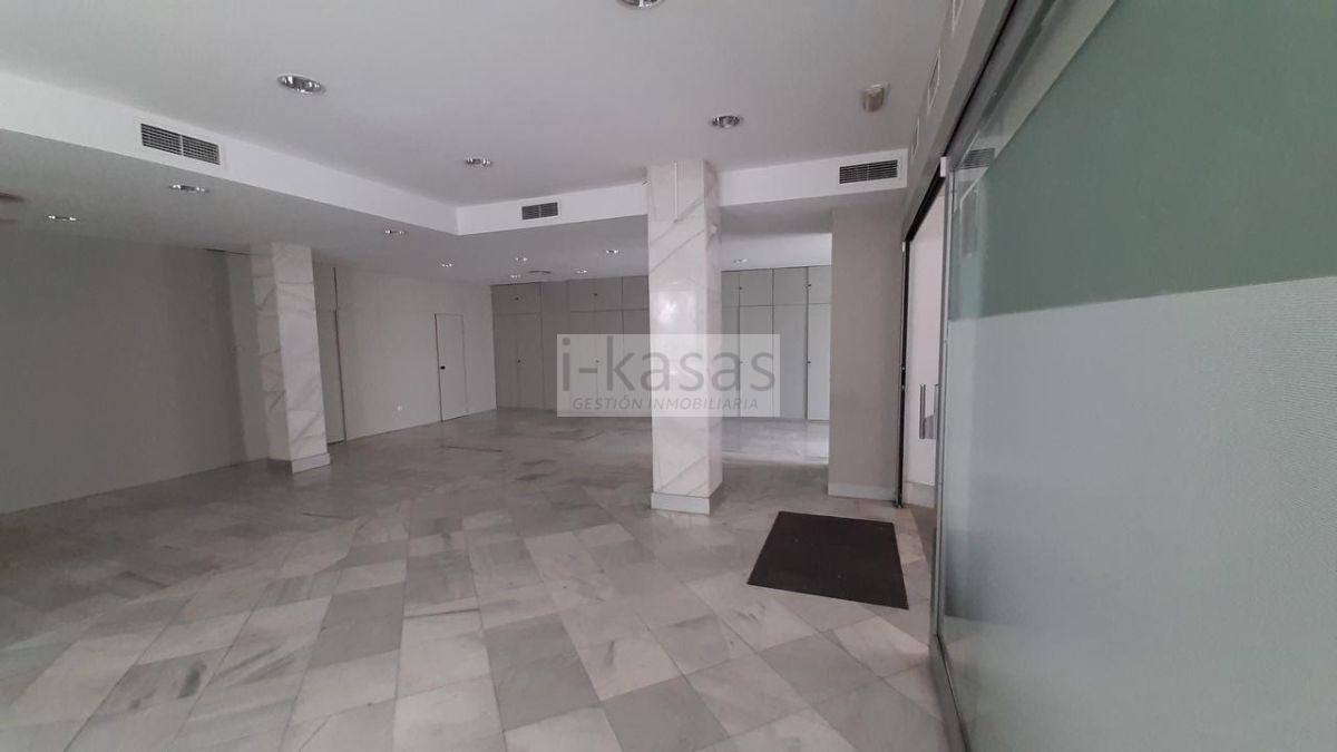 For sale of commercial in Jerez de la Frontera