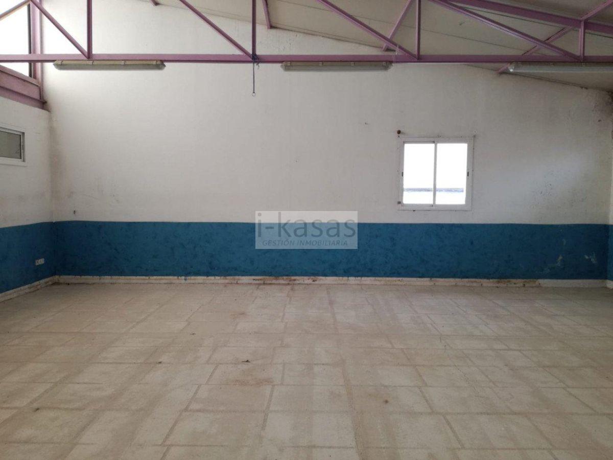 Venta de nave industrial en Jerez de la Frontera