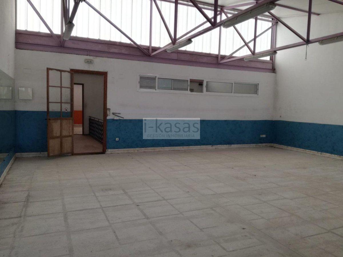 Venta de nave industrial en Jerez de la Frontera