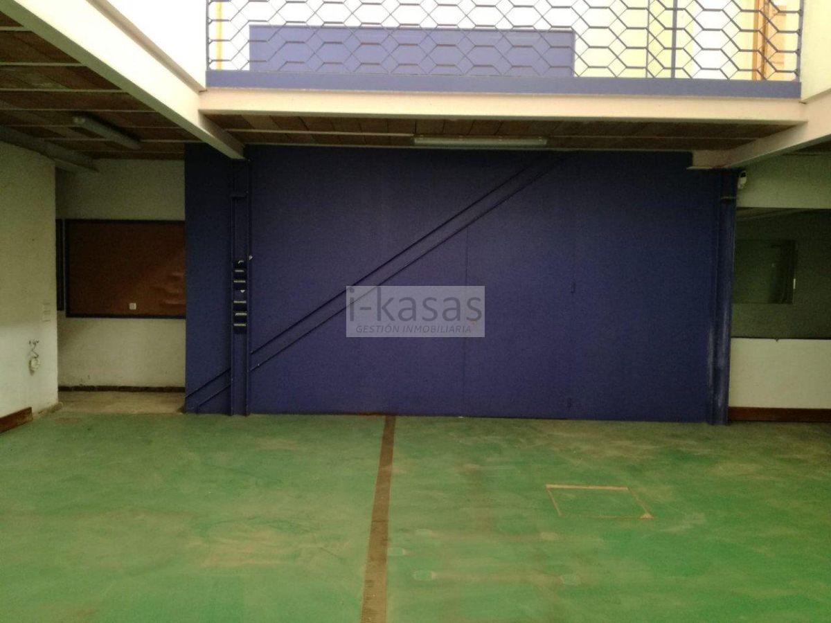 Venta de nave industrial en Jerez de la Frontera