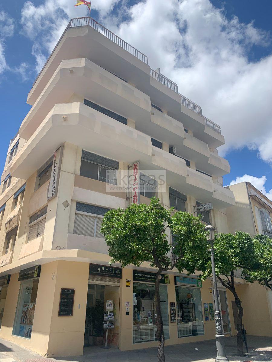 For sale of office in Jerez de la Frontera