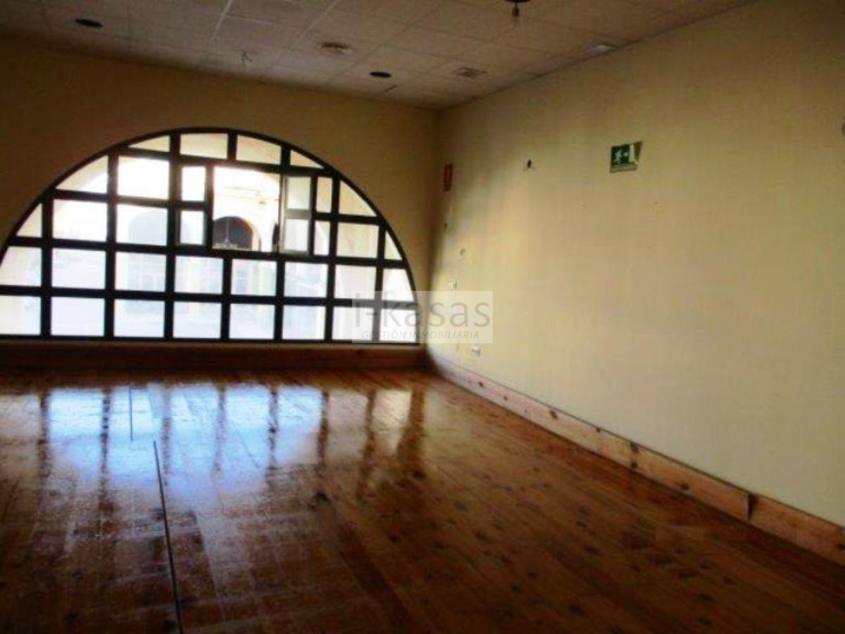 Venta de local comercial en Jerez de la Frontera
