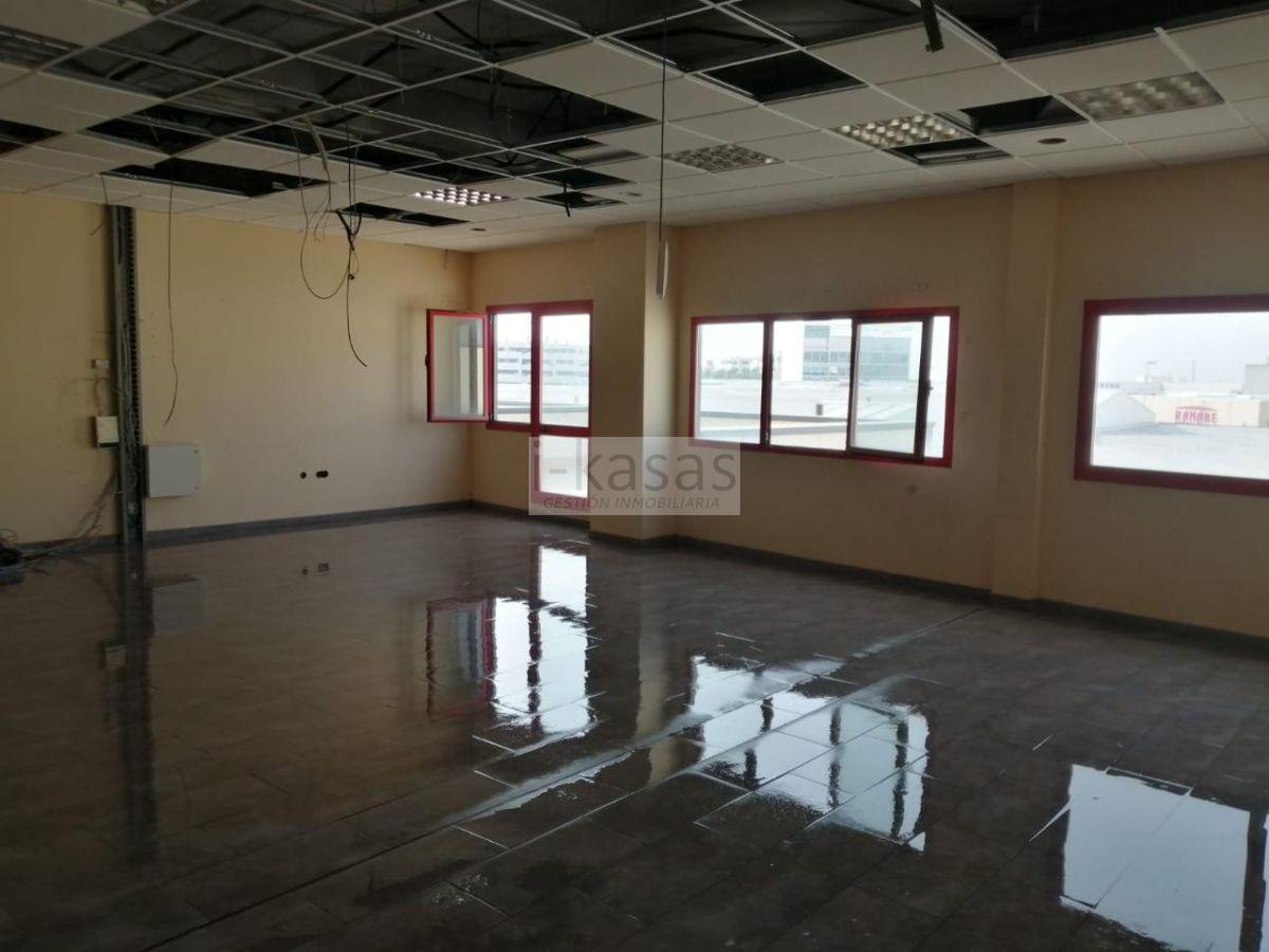 Venta de local comercial en Jerez de la Frontera
