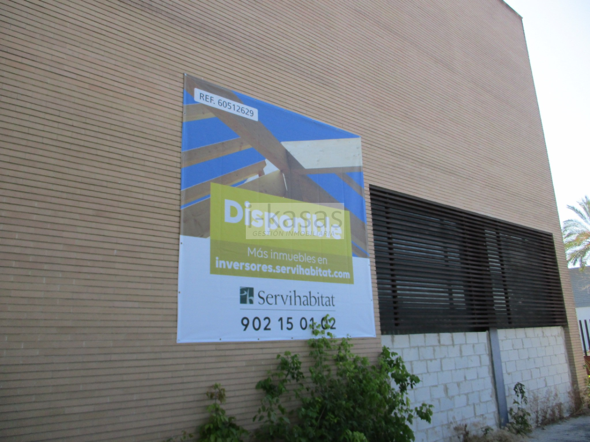 For sale of industrial plant/warehouse in Jerez de la Frontera