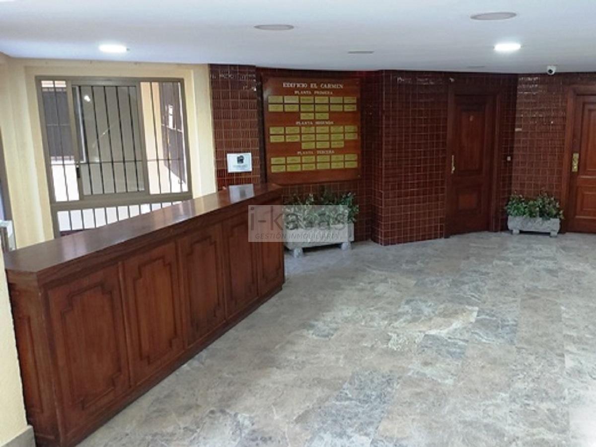 For sale of office in Jerez de la Frontera