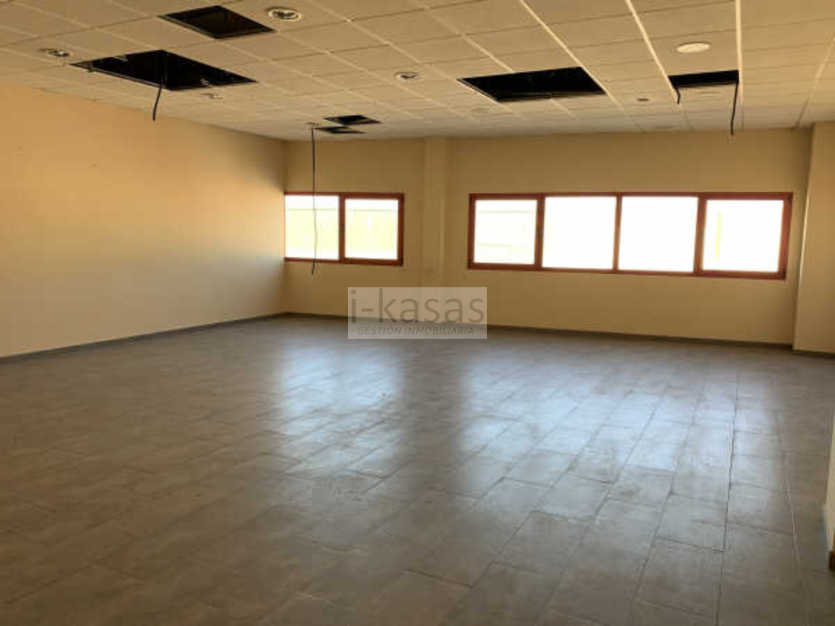 For sale of office in Jerez de la Frontera