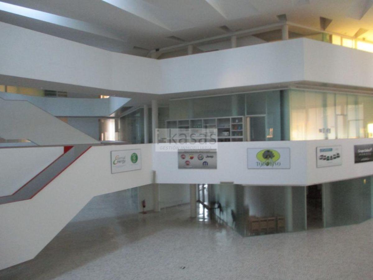 For sale of office in Jerez de la Frontera