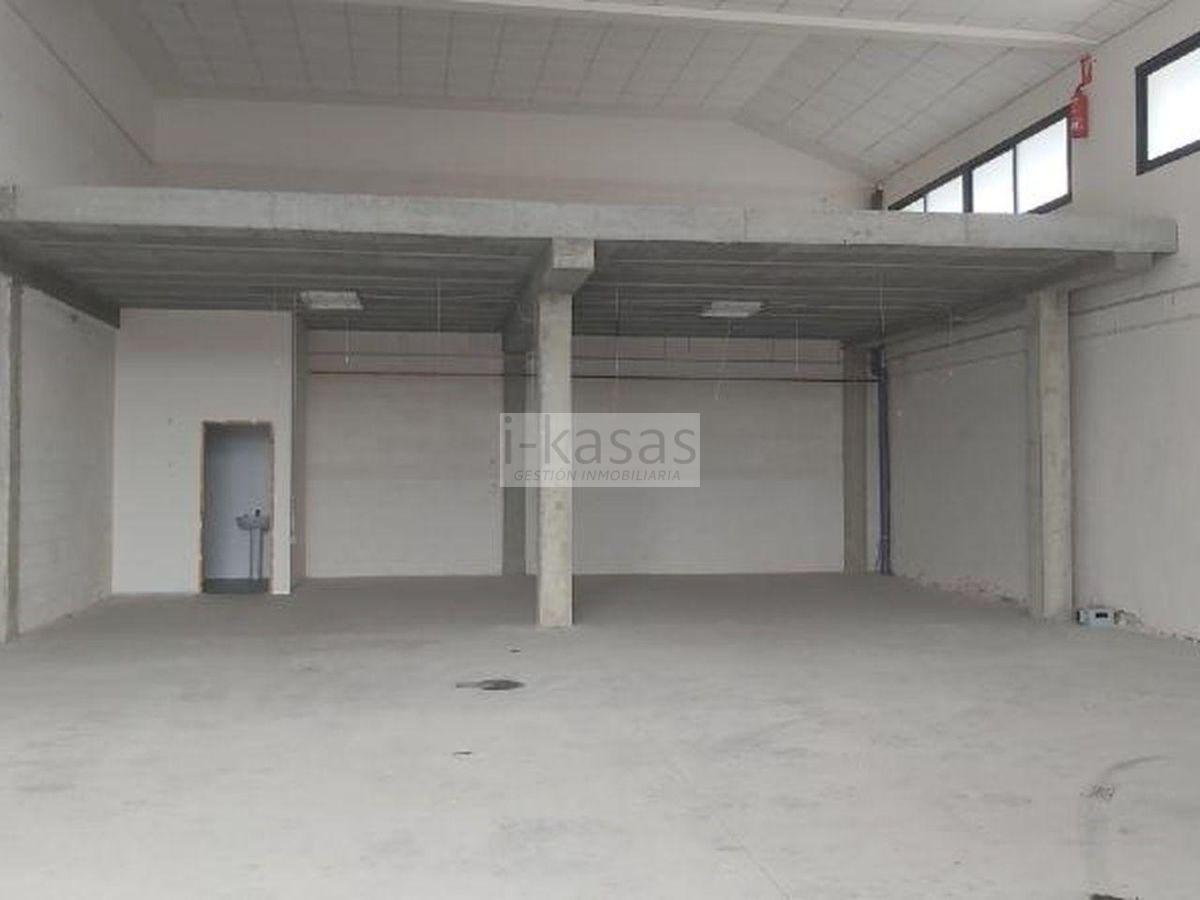 For sale of industrial plant/warehouse in Jerez de la Frontera
