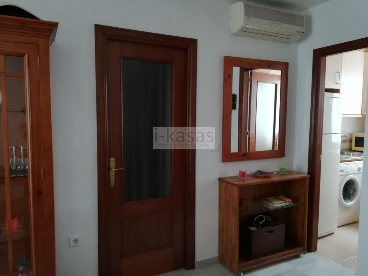 For sale of apartment in Sanlúcar de Barrameda