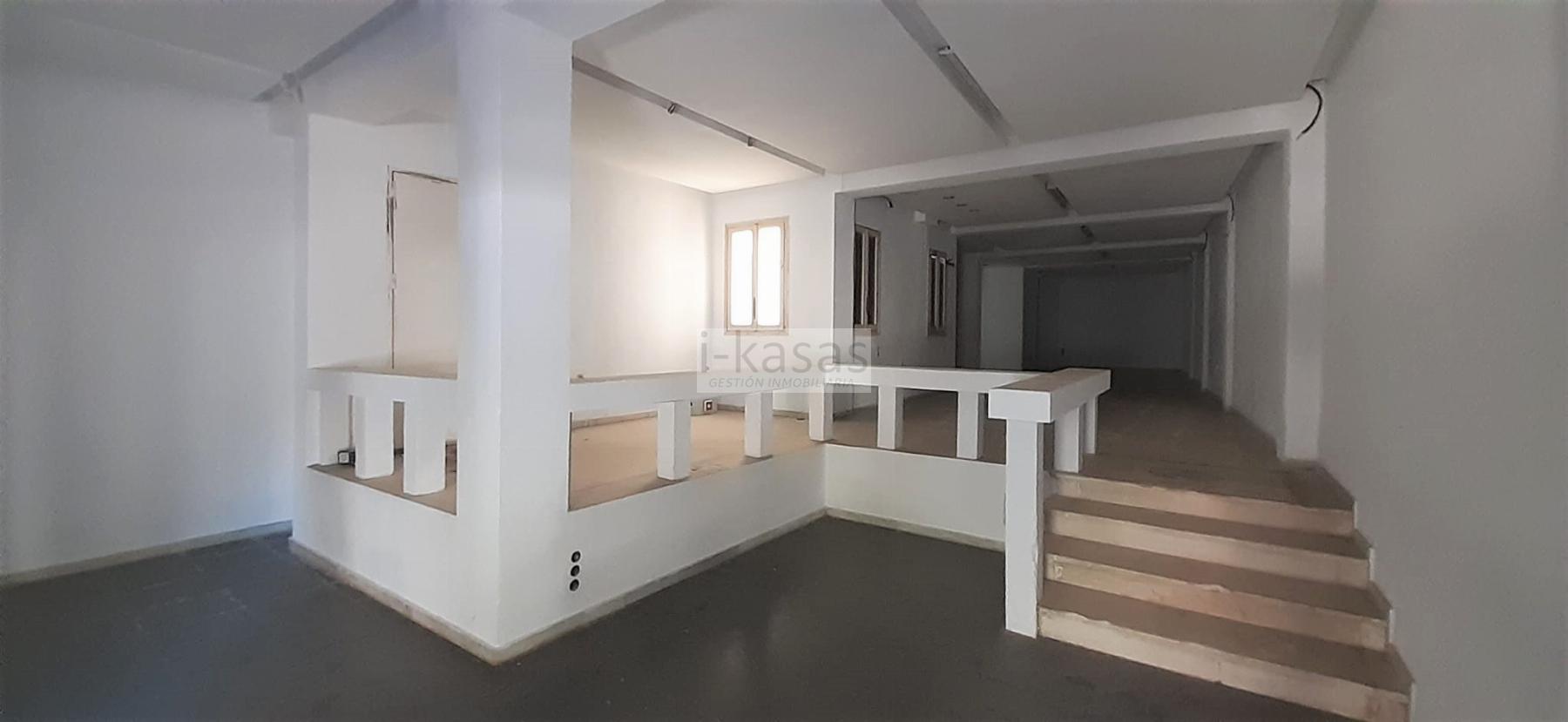 Venta de local comercial en Jerez de la Frontera