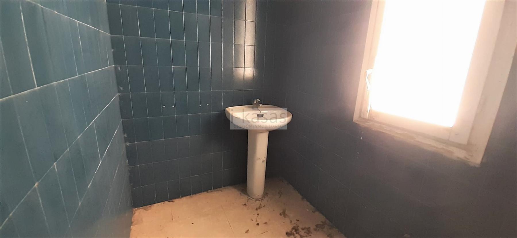 Venta de local comercial en Jerez de la Frontera