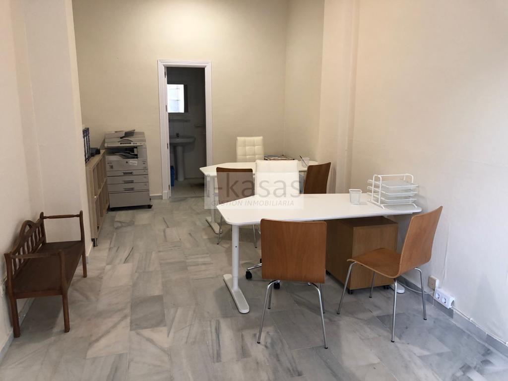 For rent of commercial in Jerez de la Frontera