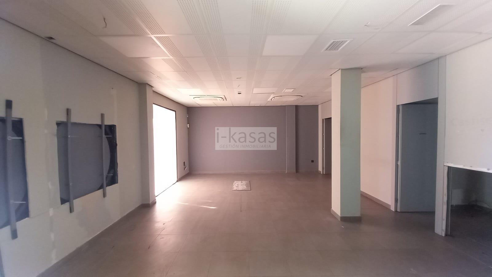 For sale of commercial in Jerez de la Frontera