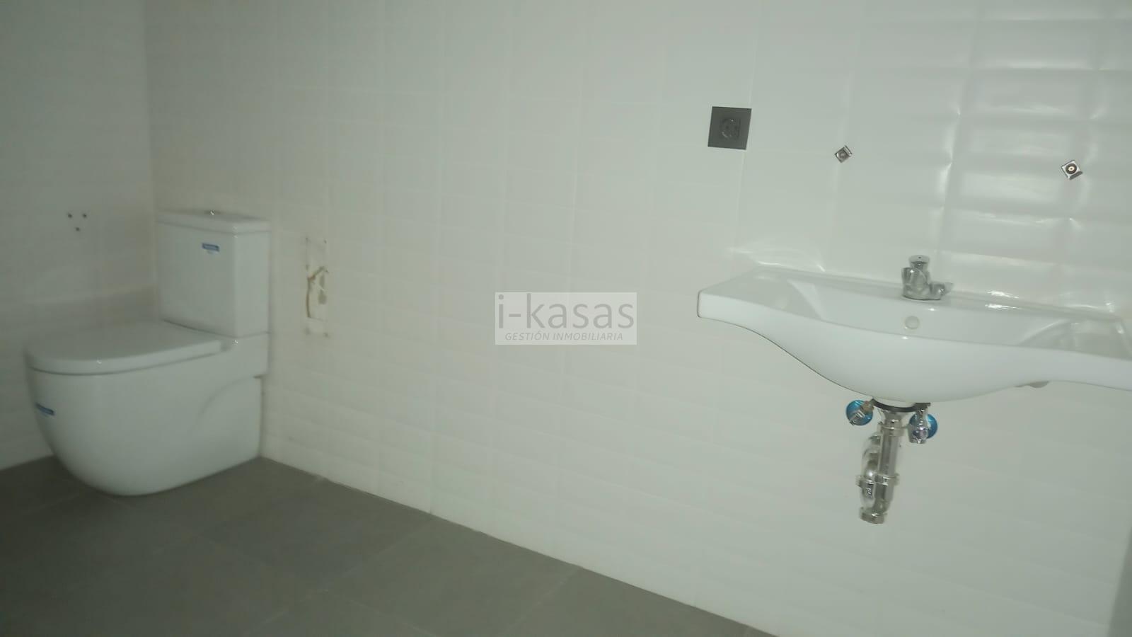 For sale of commercial in Jerez de la Frontera