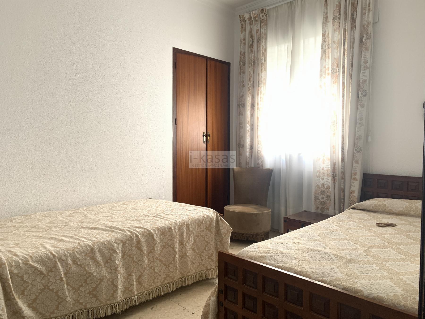For sale of flat in Jerez de la Frontera