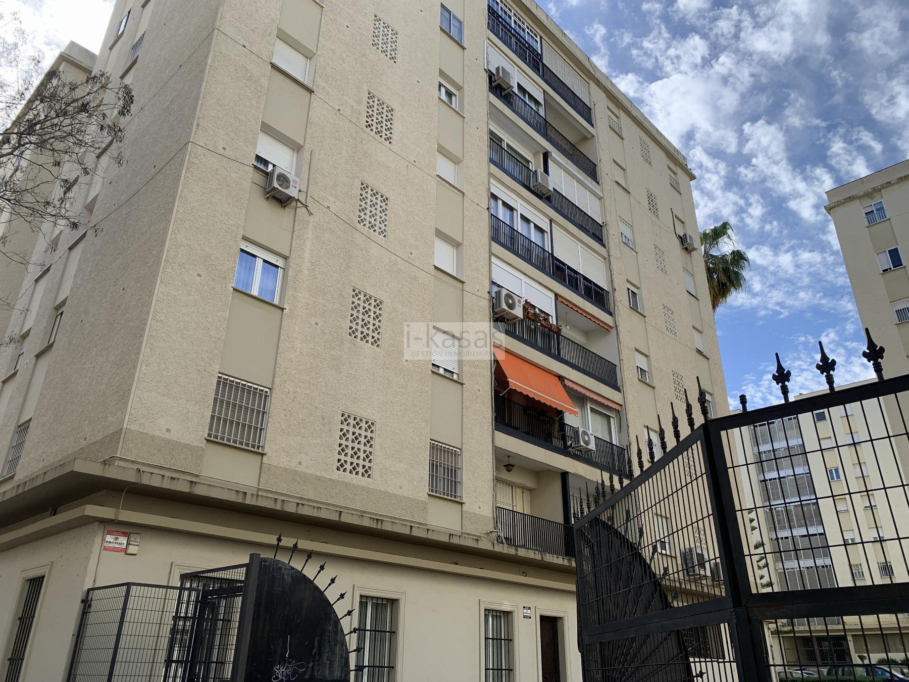 For sale of flat in Jerez de la Frontera