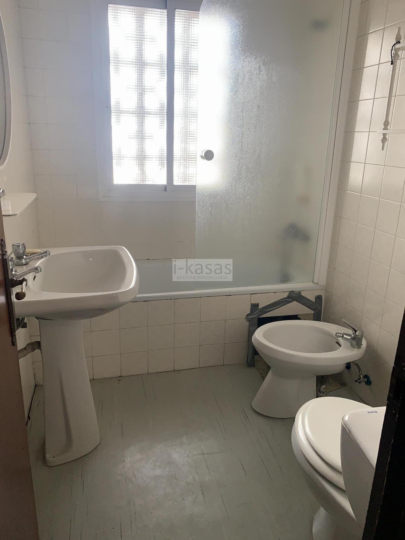 For sale of flat in Jerez de la Frontera