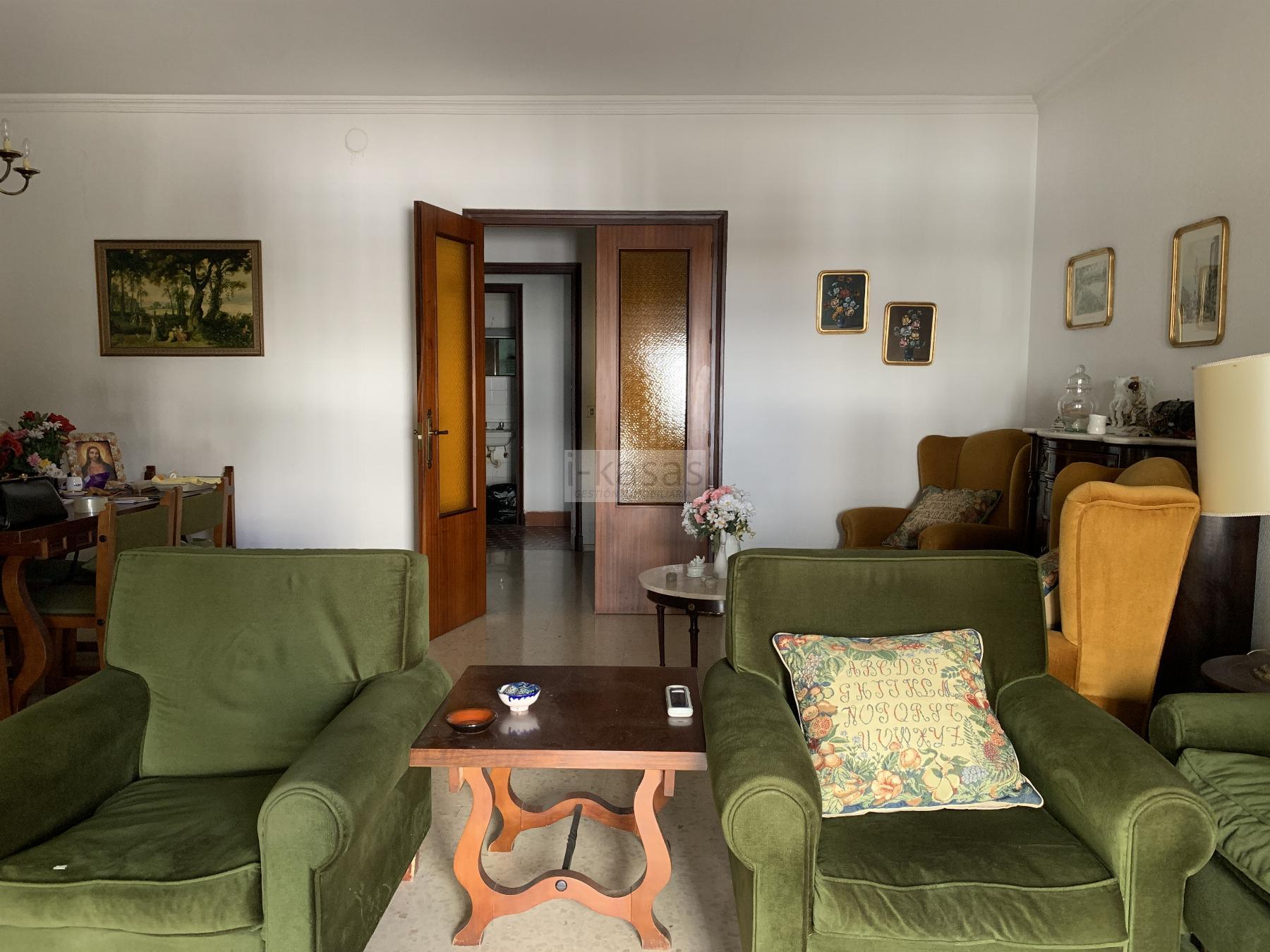 For sale of flat in Jerez de la Frontera
