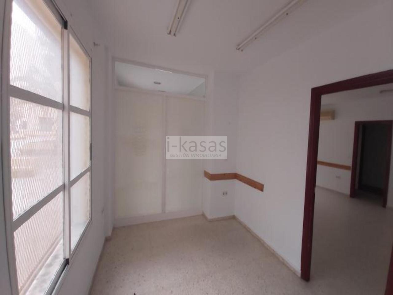 For sale of commercial in Jerez de la Frontera