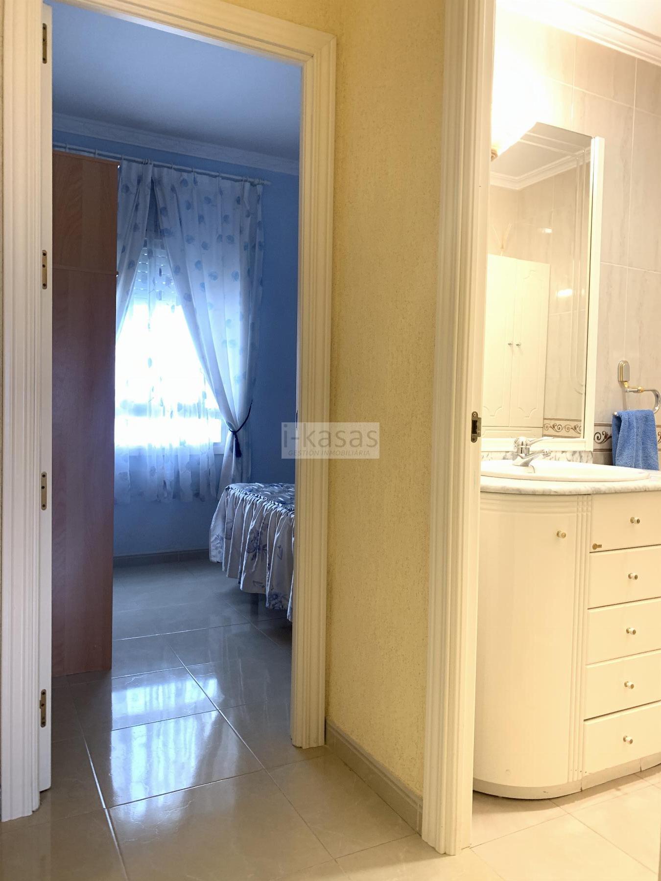 For sale of flat in Jerez de la Frontera