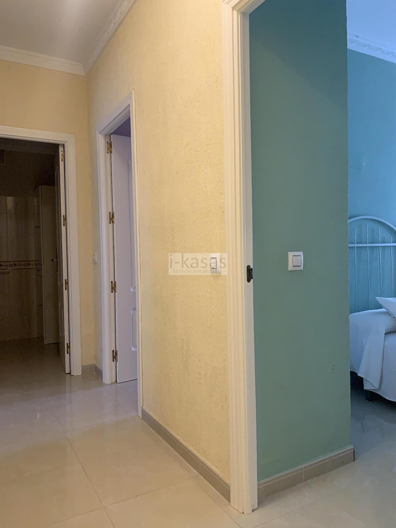 For sale of flat in Jerez de la Frontera