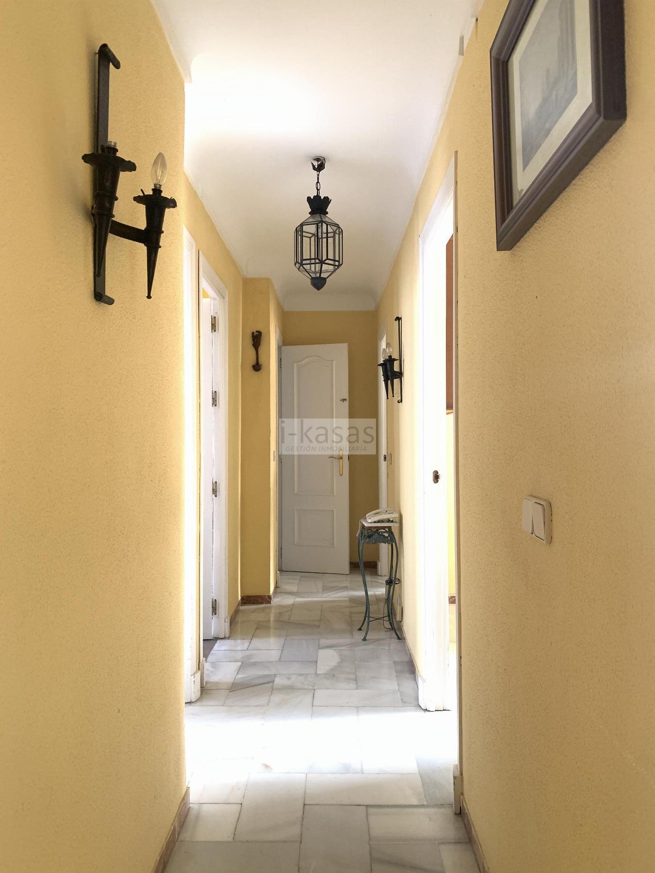 For sale of flat in Jerez de la Frontera