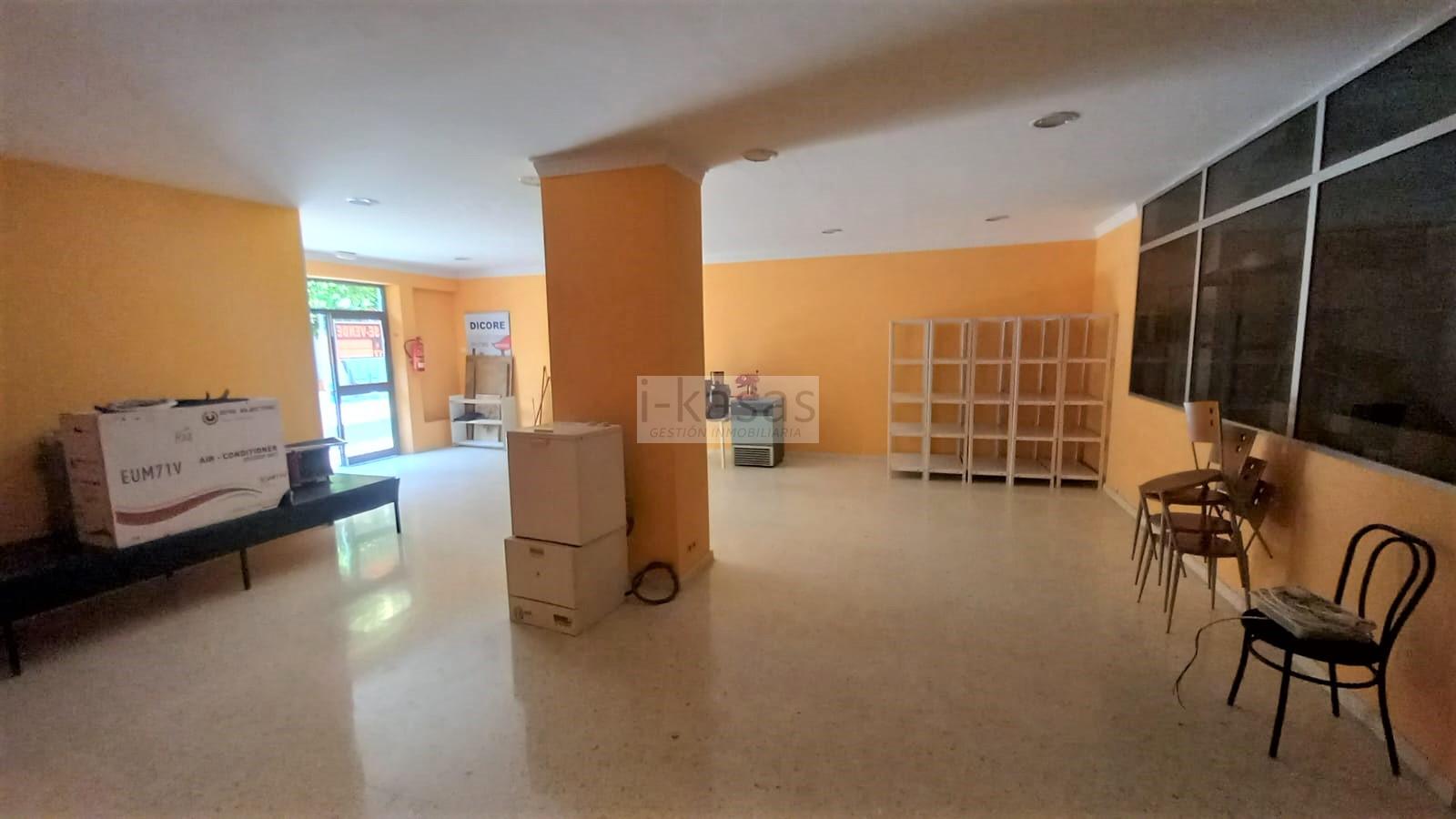 For sale of commercial in Jerez de la Frontera