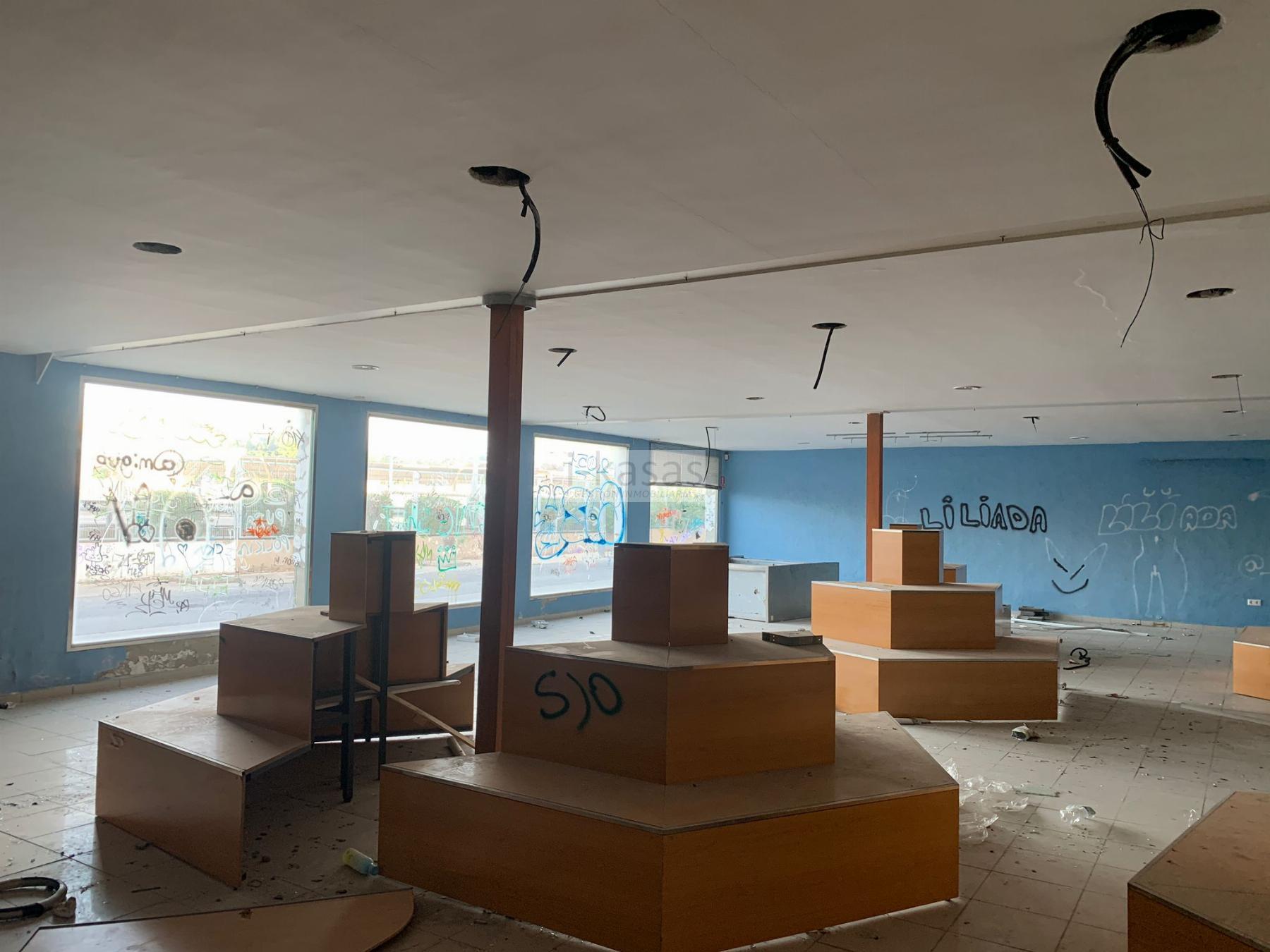 Venta de nave industrial en Jerez de la Frontera