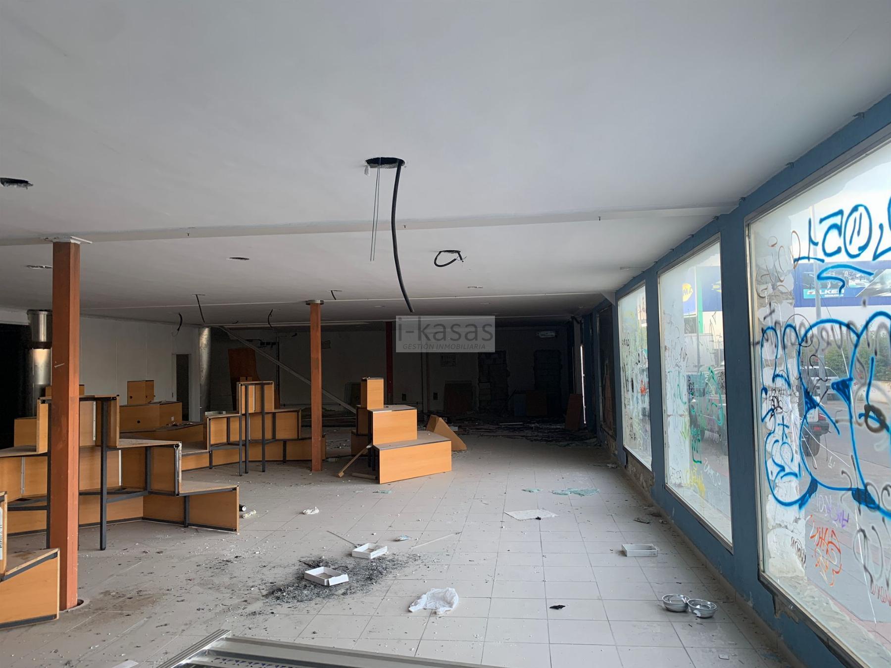 Venta de nave industrial en Jerez de la Frontera