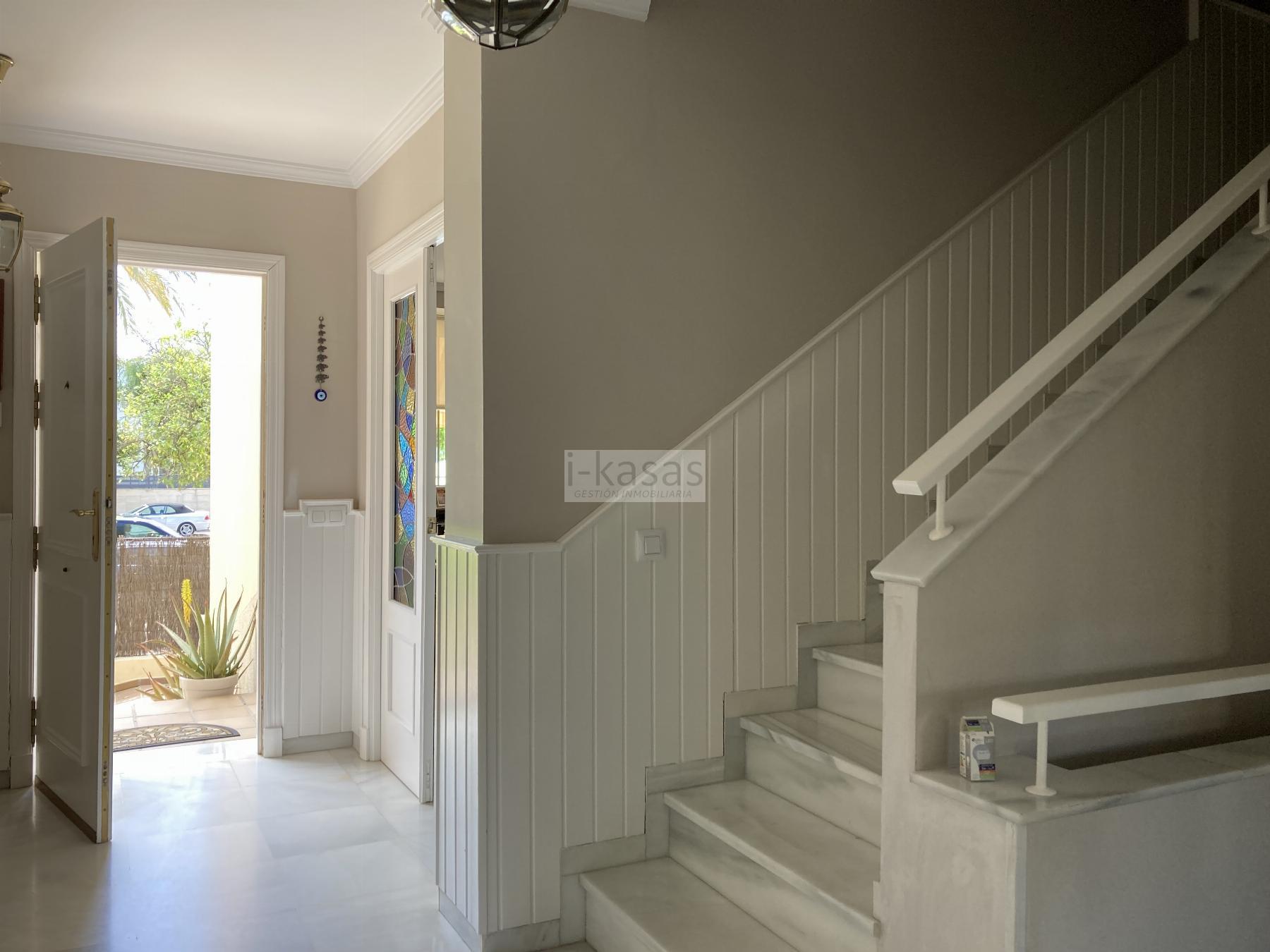 For sale of house in Jerez de la Frontera