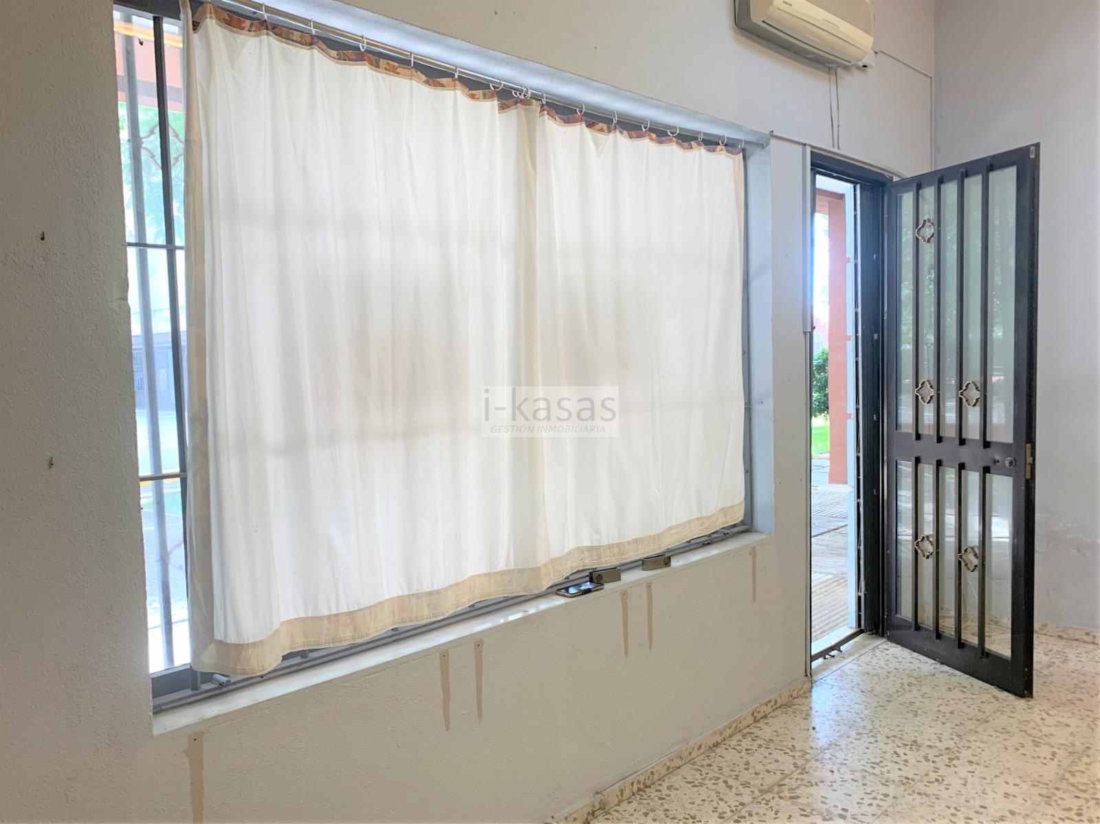 For sale of commercial in Jerez de la Frontera