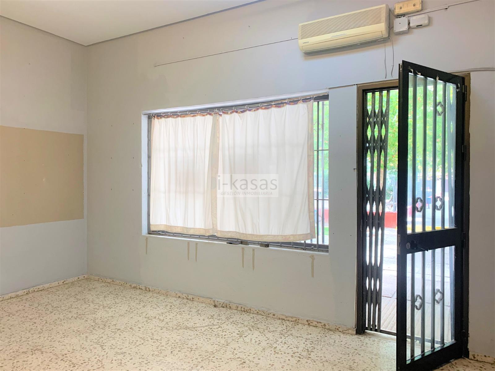 For sale of commercial in Jerez de la Frontera