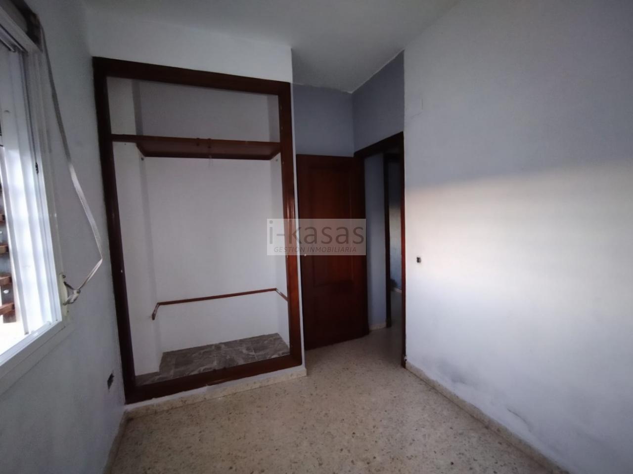 For sale of flat in Chipiona