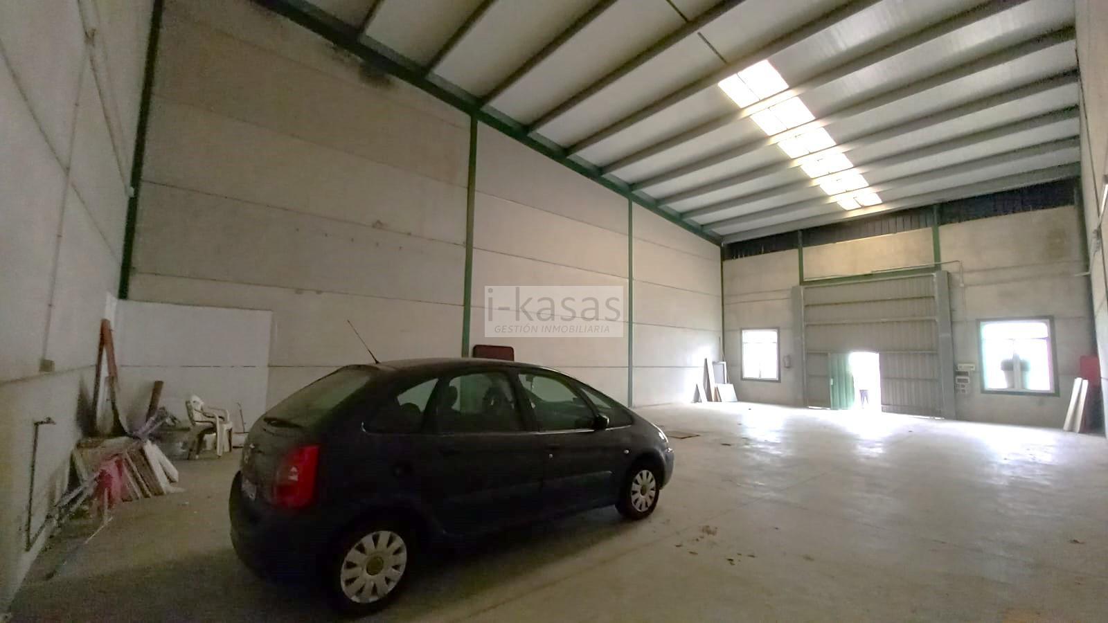 For sale of industrial plant/warehouse in Jerez de la Frontera